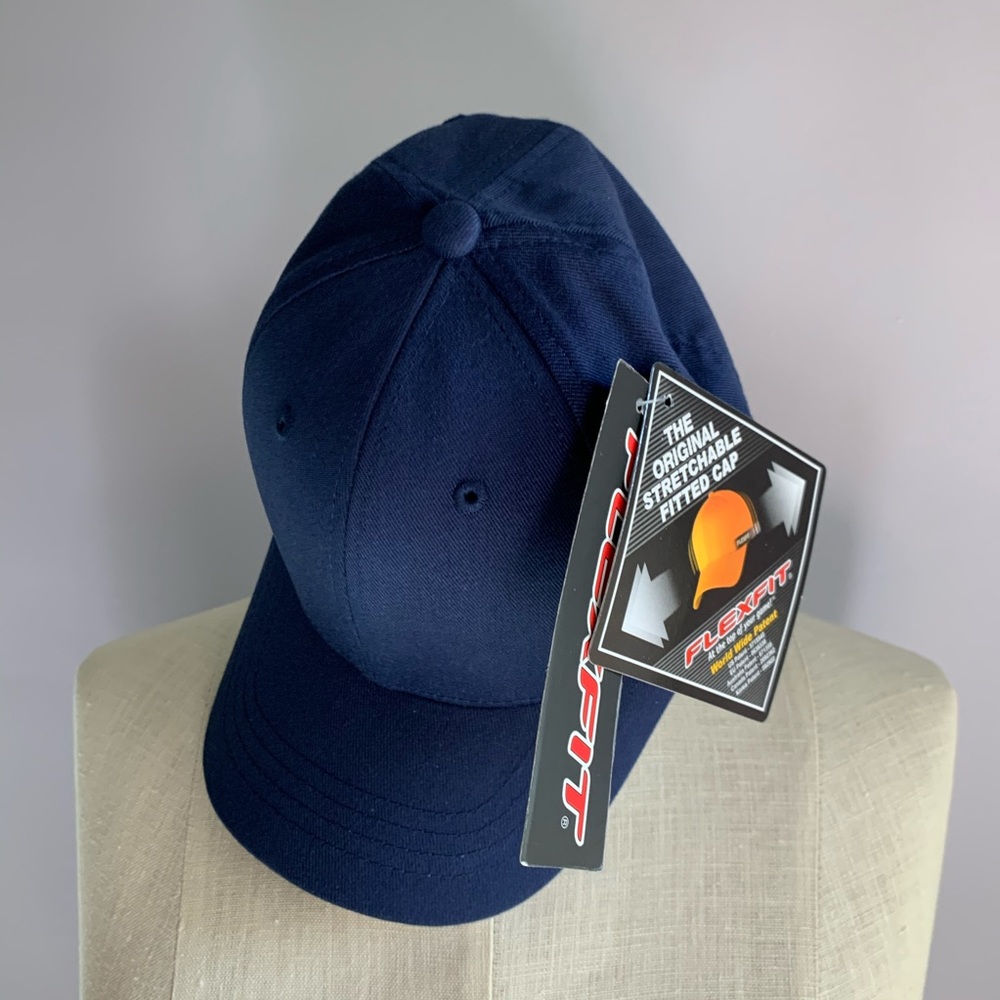 Flexfit unisex dark blue 6 panel twill hat/cap NWT